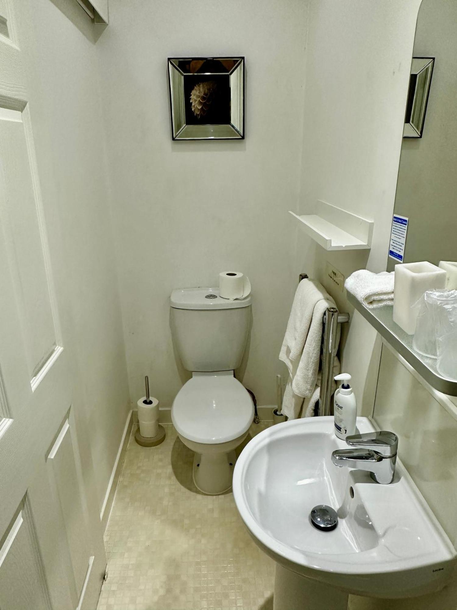 The Elbow Room เคิร์กคาลดี ภายนอก รูปภาพ