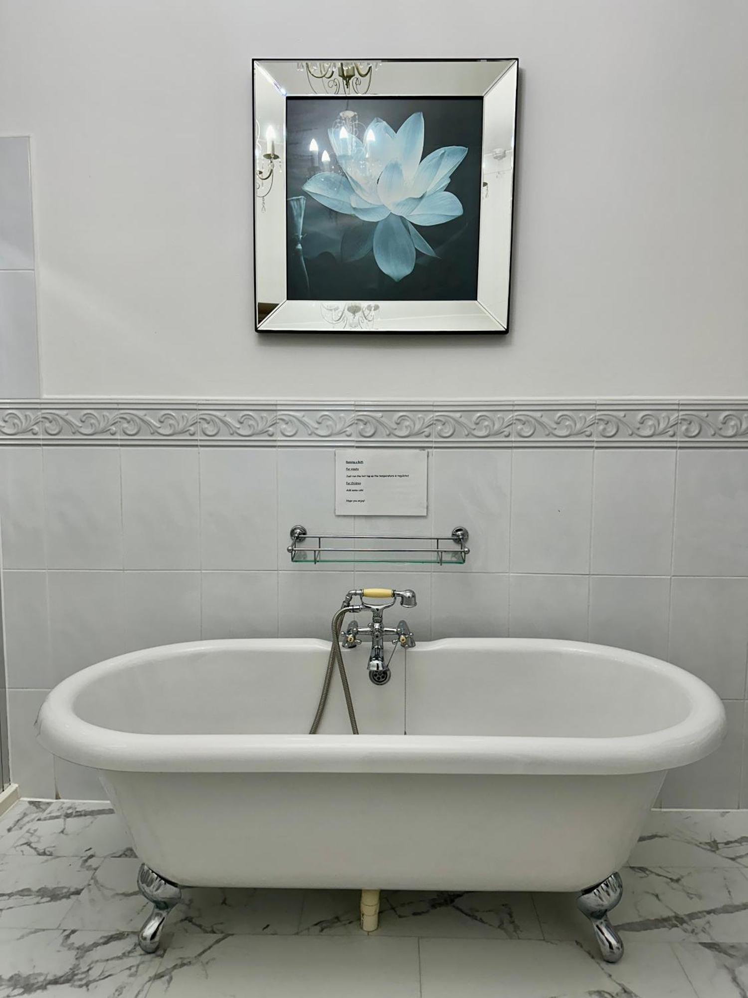 The Elbow Room เคิร์กคาลดี ภายนอก รูปภาพ